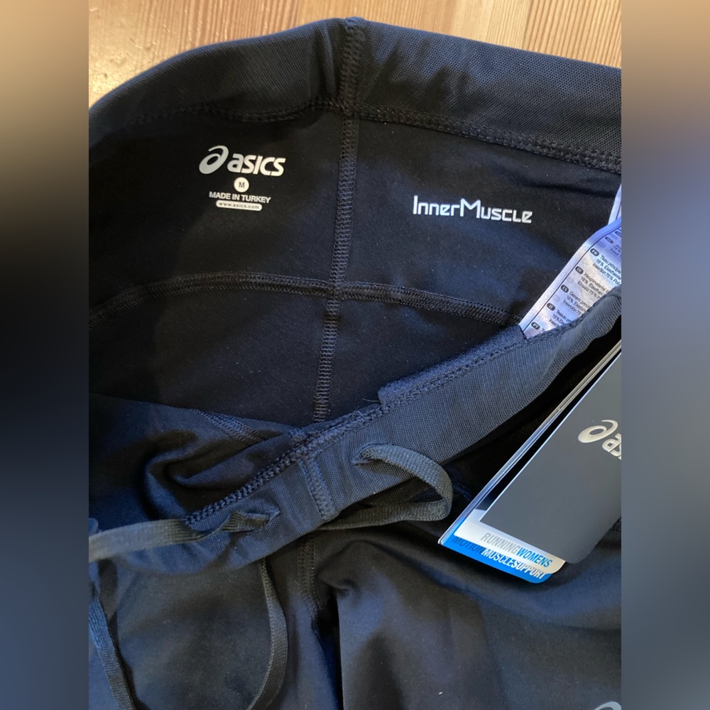 ASICS compression running knickers - Picture 3 of 4